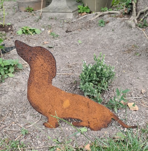 Daschund rusty metal - , garden