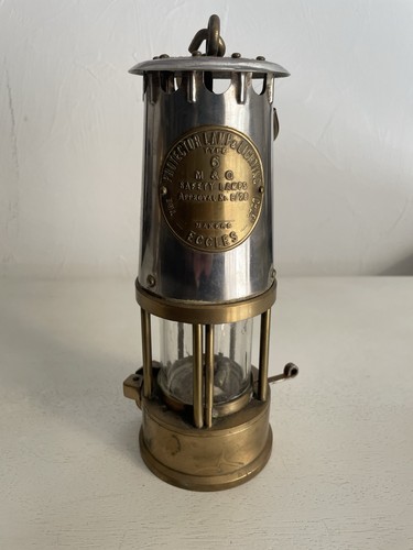 Protector lamp lighting ltd - protector, co