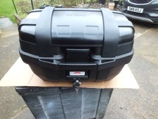 Givi TRK 52 Trekker top box in