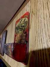 Antique Gale Mfg Co Match