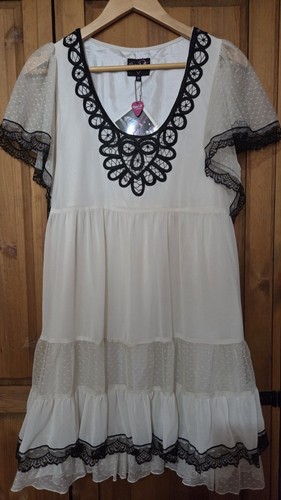 Bnwt lipsy pixie lott cream - lipsy,