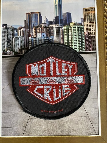 Motley crue girls - girls,