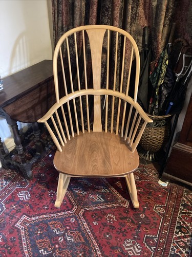 Vintage ercol chairmakers - ercol,