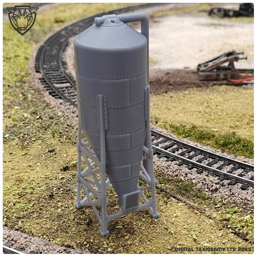 Farm industrial feed silo - silo,