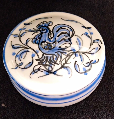 Portugal porcelain trinket - ,