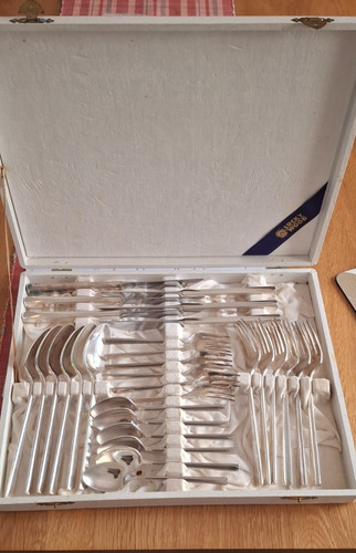 Silver service knives - (knives, are