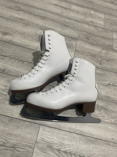 Ice skates figure - skates, jackson