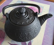 Japanese Cast Iron Black Teapot/Kettle Samurai Warrior Design Small