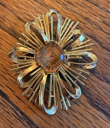 Crown trifari vintage - crown,