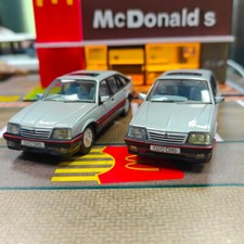 2Pcs 1/43 Vanguards VAUIHALL CAVALIER MK2 USED UNDER LICENSE Car model