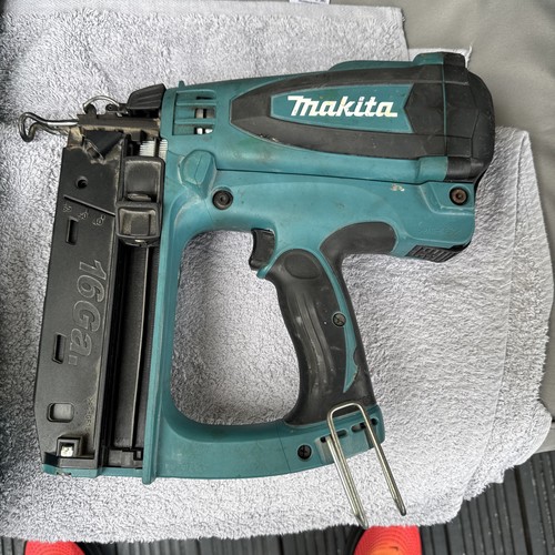 Makita gf600 second - gf600,
