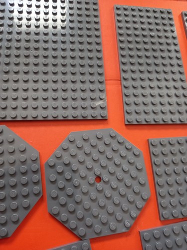 Grey lego base plate building - base,