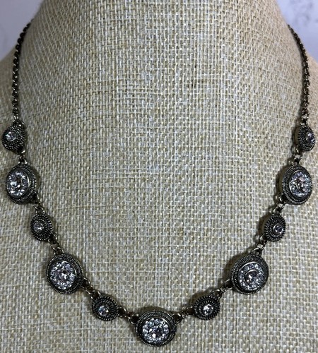Burnished gold tone - burnished,