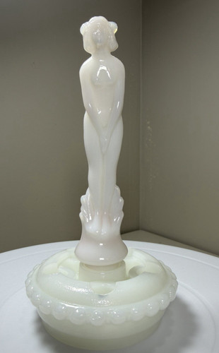 Fenton milk glass september - fenton,