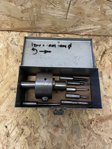 Boring head with selection - boring, of