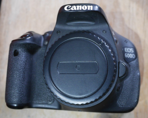 Canon eos 600d dslr body - 600d,