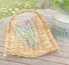 Vintage Woven Wicker rattan Trug Garden harvesting Basket. VGC