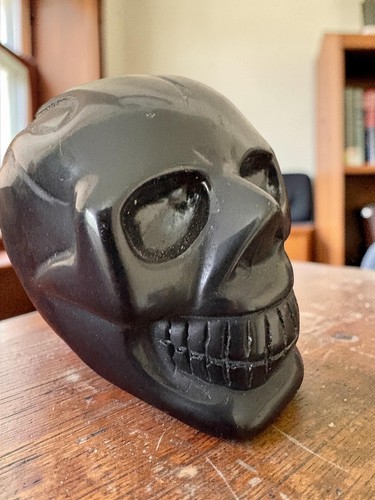 Black obsidian skull - obsidian, –