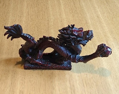 Red resin chinese dragon - red,