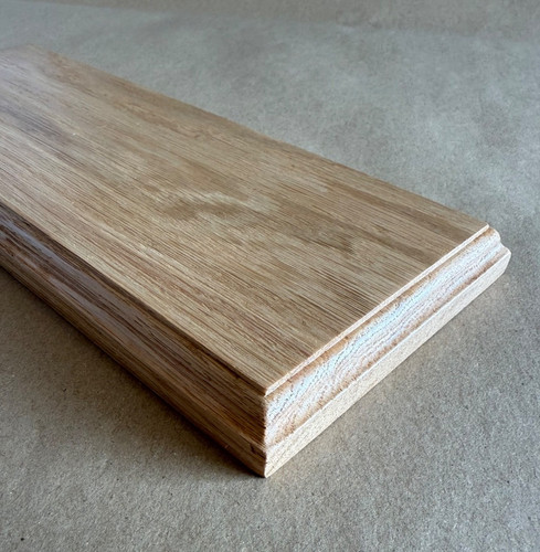 Solid oak display plinth roman - oak,