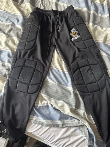 Cambridge united goalkeeper - cambridge,