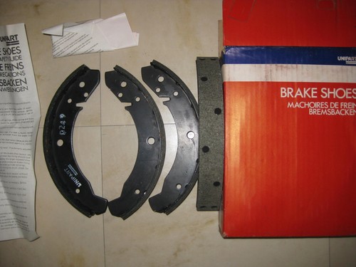 Rear brake shoes - rear, fits