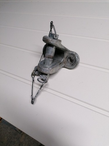 Bradley tow hitch pin - tow,