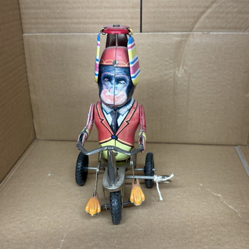 Vintage tinplate clockwork - tinplate,