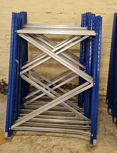 Heavy duty pallet racking - pallet,