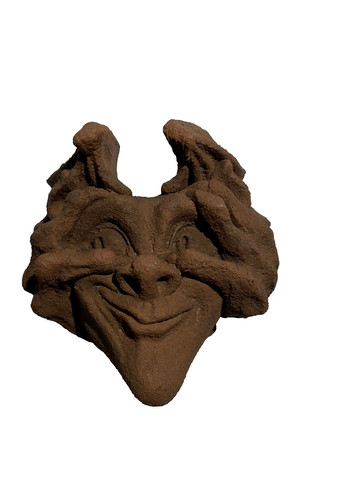 Naughty gargoyle hobble - gargoyle, "hobble"