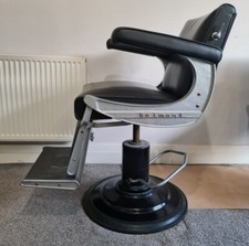 Belmont Barber Chair, Apollo