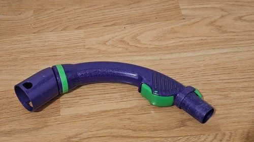 Dyson dc05 vacuum cleaner - dc05,