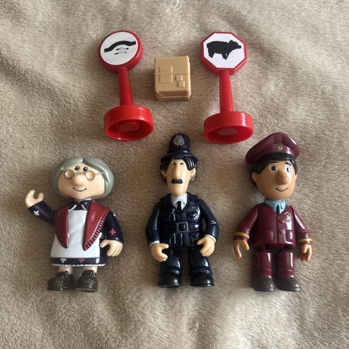 Postman pat figures pc - x3,
