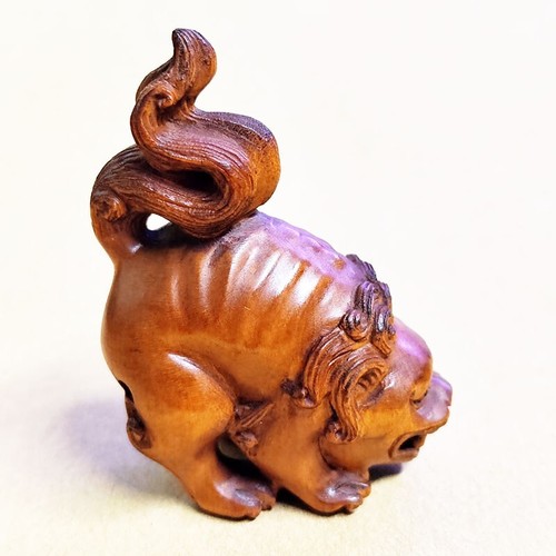 M8830 hand carved - -,