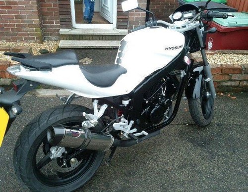 Hyosung gt650r gt650 stainless - hyosung,