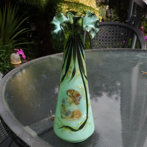 Antique opalescent green - antique,