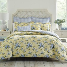 Laura Ashley - King Comforter