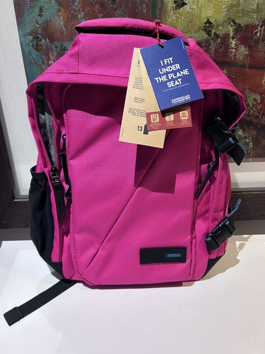 Bnwt american tourister pink - ,