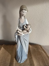 LLADRO FIGURINE #5086 "MATER