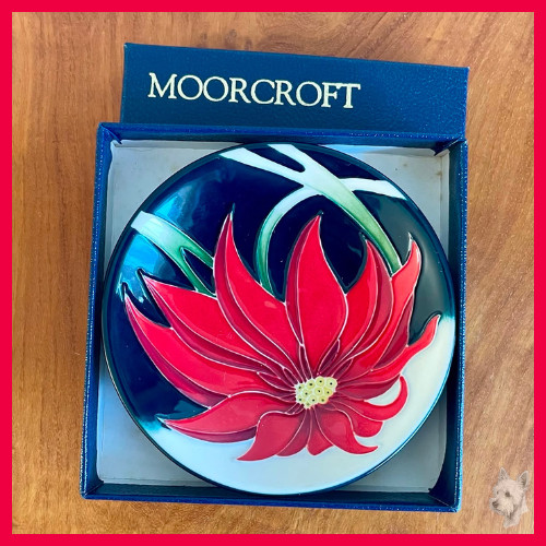 Boxed moorcroft scarlet - moorcroft,