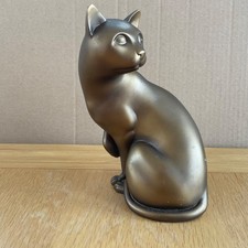 ARTFORUM CLEO The CAt SITTING