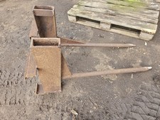 BALE SPIKES TO FIT FORKLIFT OR
