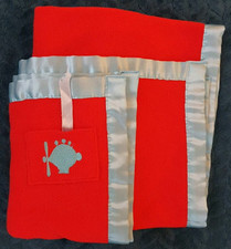 Hasbro In The Night Garden Red Fleece Iggle Piggle Blanket With Pocket NO TOY