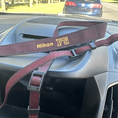 Nikon neck shoulder strap - f5,