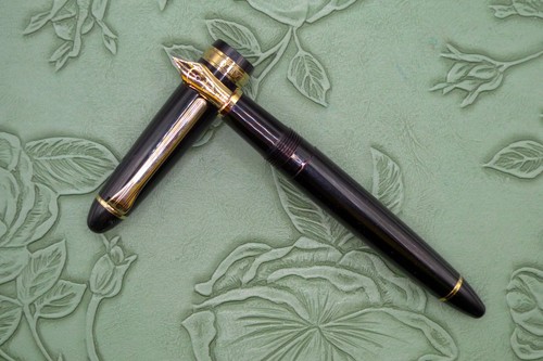 Vintage sailor fountain pen - vintage,