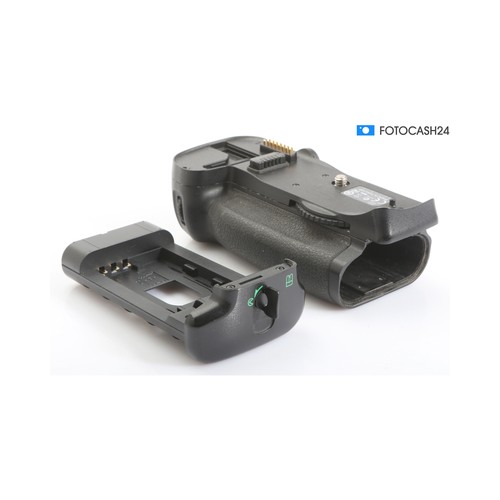 Nikon portrait grip - portrait,