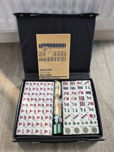 Vintage mah jong set house - mah,