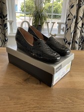 Van Dal Verona III SM Patent