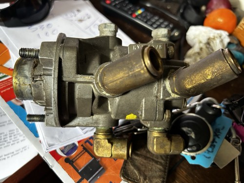 Daf foot brake valve - brake,