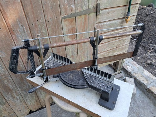 Precision mitre box angle - mitre,